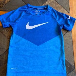 Nike dry fit tee